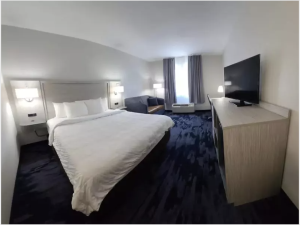 Quality Inn & Suites Simple Durable Hotel Bedroom Furniture - Image 5